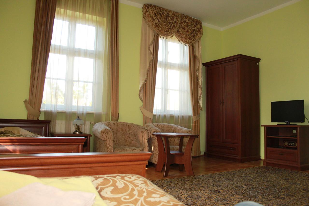 Palac W Nosowie Nosowo Extérieur photo