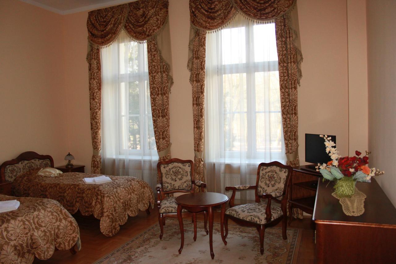 Palac W Nosowie Nosowo Extérieur photo